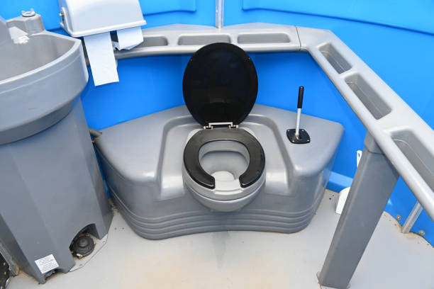 Best Construction site porta potty rental  in Hampton, IA